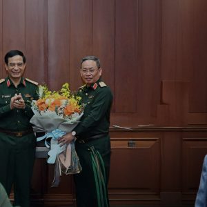 PM Chinh and Defense Minister Giang in danger as intelligent chief Pham Ngoc Hung retires